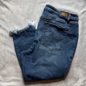 Judy Blue skinny fit cropped capri denim jeans 24W frayed ankle